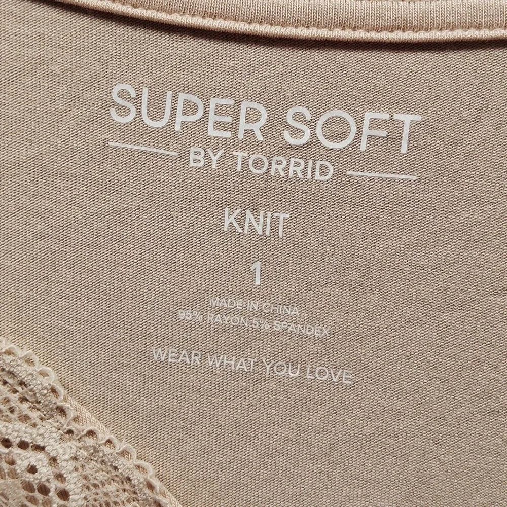 Torrid Supersoft Jersey Dolman Henley Lace Trim Top Smoke Gray 1X 14-16 NEW